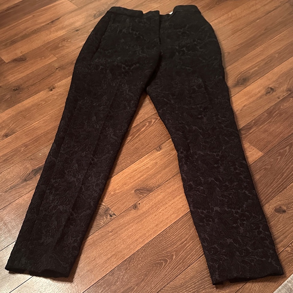 Massimo DUTTI Cigarette Pant with embroidered floral design - Picture 3 of 7